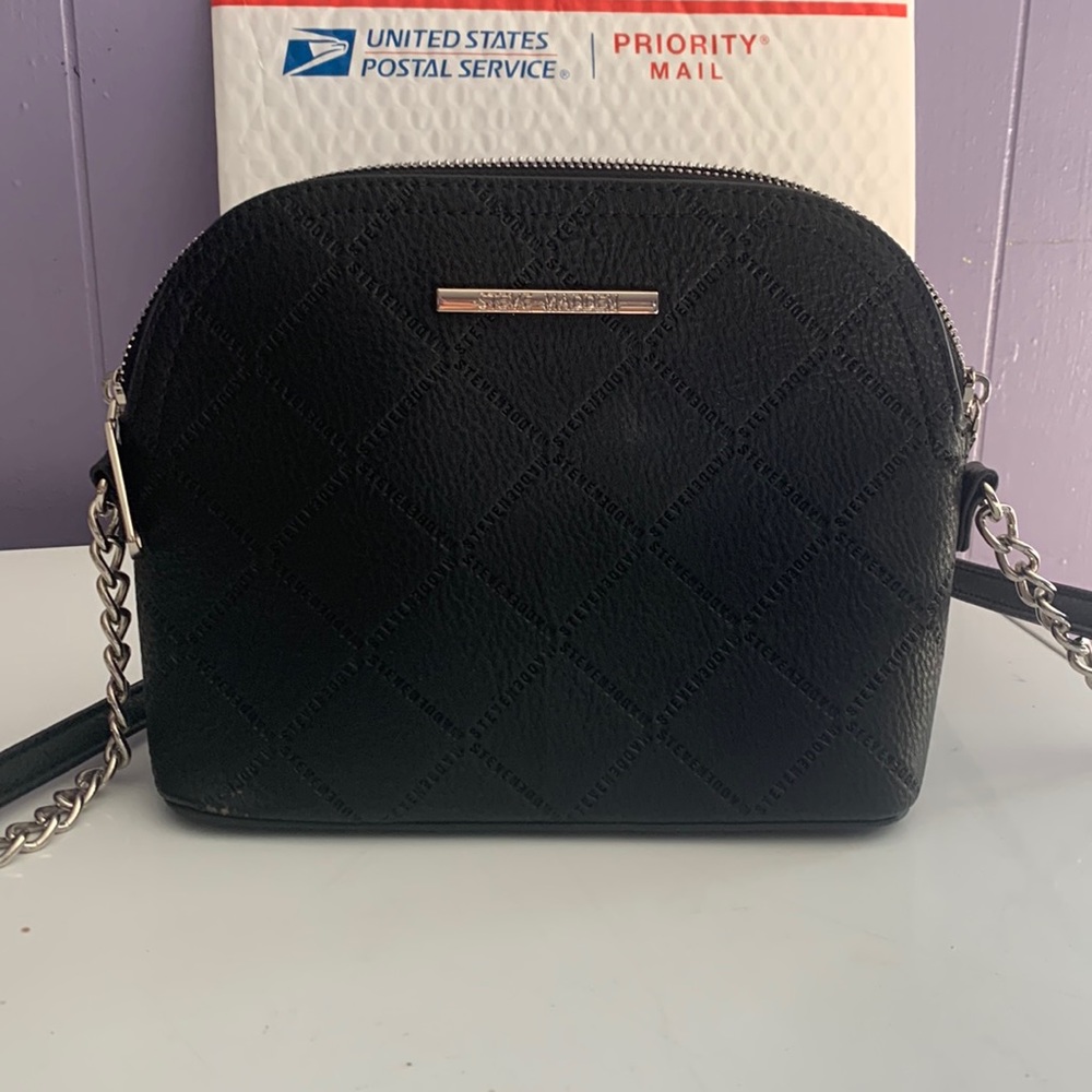 Steve Madden crossbody bag use